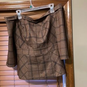 New York & Company 7th Avenue off the shoulder 3/4 sleeve top size L never worn!